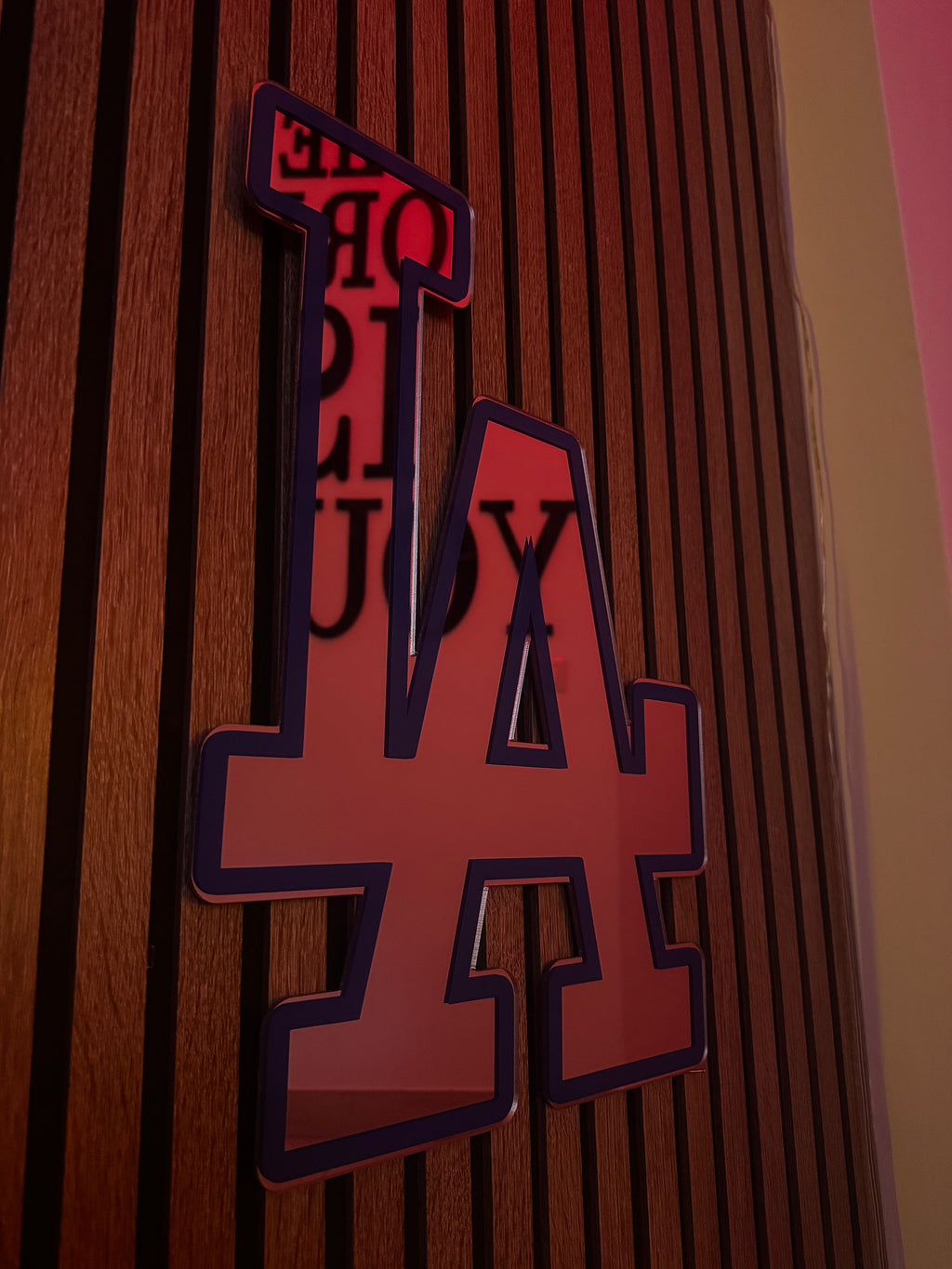 LA Mirror Edition – Signature Wall Piece